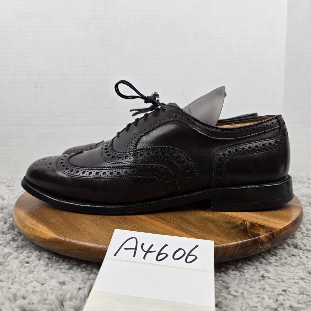Allen Edmonds Men 9.5 3E Wide Fairhaven Burgundy Wingtip Brogue Medallion Oxford